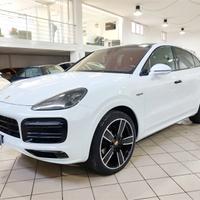 Porsche Cayenne 3.0 V6 E-Hybrid Platinum Edition