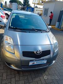 Toyota Yaris 1.0 3 porte