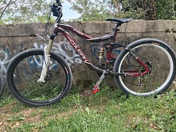 MTB DOWNHILL Lee COUGAN