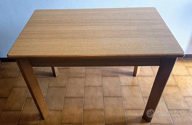 piccolo tavolo il legno allungabile 69,5x109,5 cm