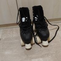 pattini decathlon praticamente nuovi