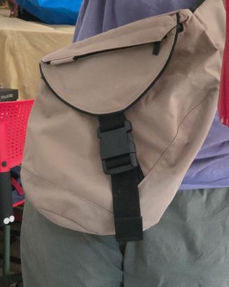 zaino monospalla Benetton