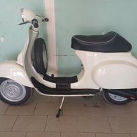 Vespa 50 R del 1971