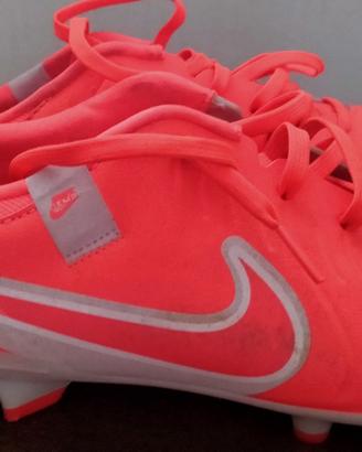Scarpe da calcio Nike Tiempo originali 