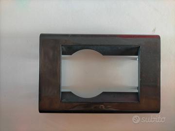 Placche metallo Schuko + 1P Btcino Living 4750