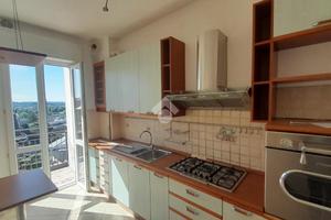3 LOCALI A LAMBRUGO