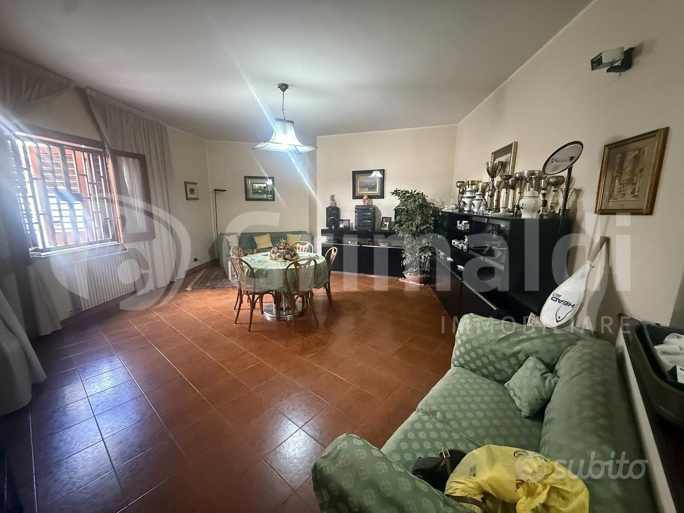 Appartamento – Messina, Contrada Faraone, III Circoscrizione - Vista 4