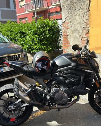 Ducati Monster 937