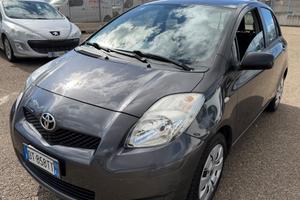 Toyota Yaris 1.0 5 porte -SOLO 117.000 KM-