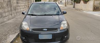 FORD FIESTA: VEDI E COMPRA 