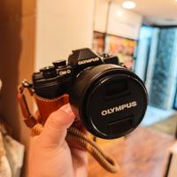 olympus em10 mark 3 con 2 obiettivo originale om
