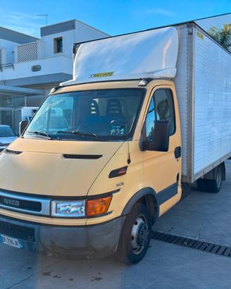 IVECO DAILY 35C 2.8