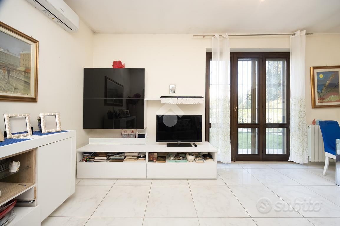 Casa – Pozzo d'Adda, Bettola di Pozzo d'Adda - Altro