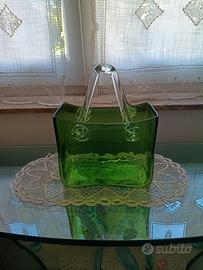 Vaso a forma di borsa