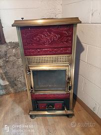 Stufa a Legna Anselmo Cola Stile Liberty