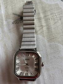 Orologio Mark Fairwhale quadrante bianco.