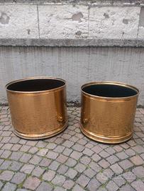 Coppia di porta vaso in ottone