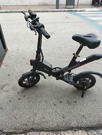 bici elettrica pieghevole 
