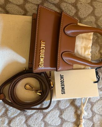 Jacquemus Le Chiquito