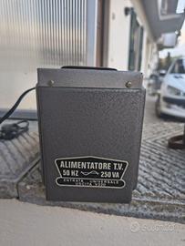 Alimentatore TV da 50hz a 250 antico da collezion