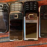 Telefoni cellulari vintage da collezione