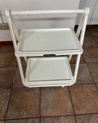 Carrello bianco portavivande