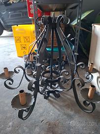 Lampadari in ferro battuto