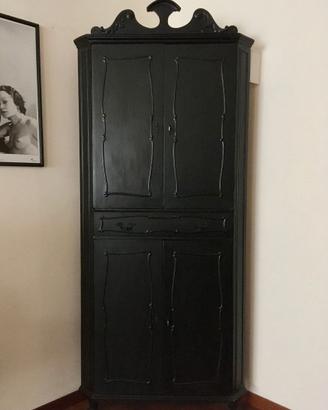 ANGOLIERA + PANCA IN LEGNO VERNICIATO NERO SATIN