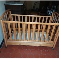 Lettino bebè con materasso