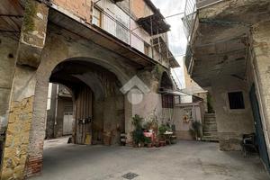 MONOLOCALE A AFRAGOLA