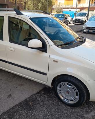 Panda 1200 modello 2012 euro5 neopatentati pochiKM