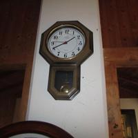 Orologi da parete sveglie