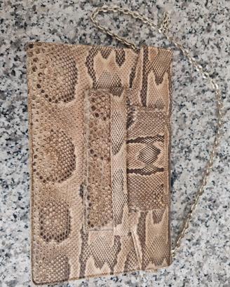 Pochette in pitone da restaurare