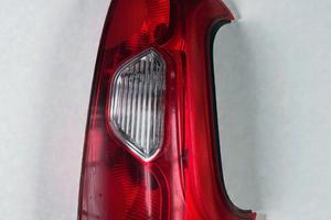 FARO POSTERIORE DESTRO FIAT PANDA ANNO:2015