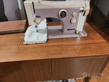 macchina da cucire NECCHI 555