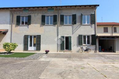 CASA DI CORTE A CASTIGLIONE D'ADDA