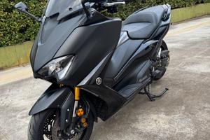 Yamaha t Max tec Max