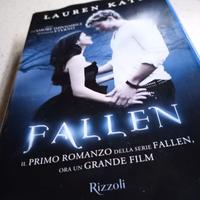 Libro " Fallen"  Rizzoli Editore