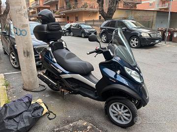 Piaggio MP3 400 LT