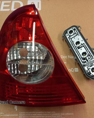 Faro posteriore Renault Clio 2003