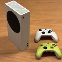 XBOX SERIES S + 2 CONTROLLER