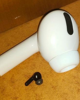 Auricolare bluetooth gigante