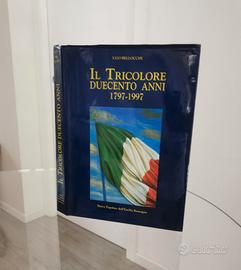 Libro "Il Tricolore Duecento Anni 1797 - 1997"