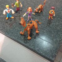 Set action figure Scooby Doo più Scooby gigante