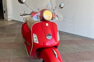 VESPA 125 ROSSA