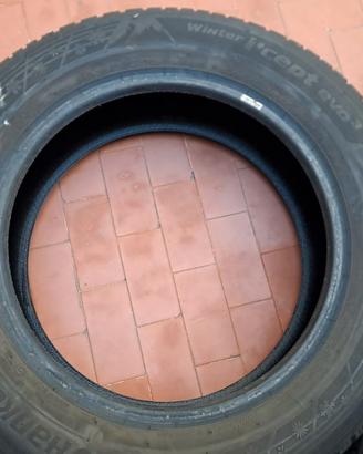 4 Pneumatici invernali Hankook nuovi