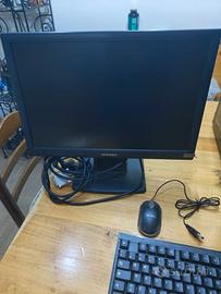 Monitor 19" Hyundai