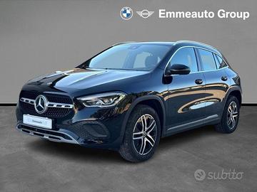 MERCEDES-BENZ GLA 180 d Automatic Sport