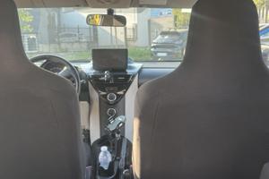 Toyota iq