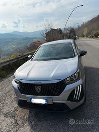 Peugeut 2008 Hybrid cambio automatico /luglio 2025